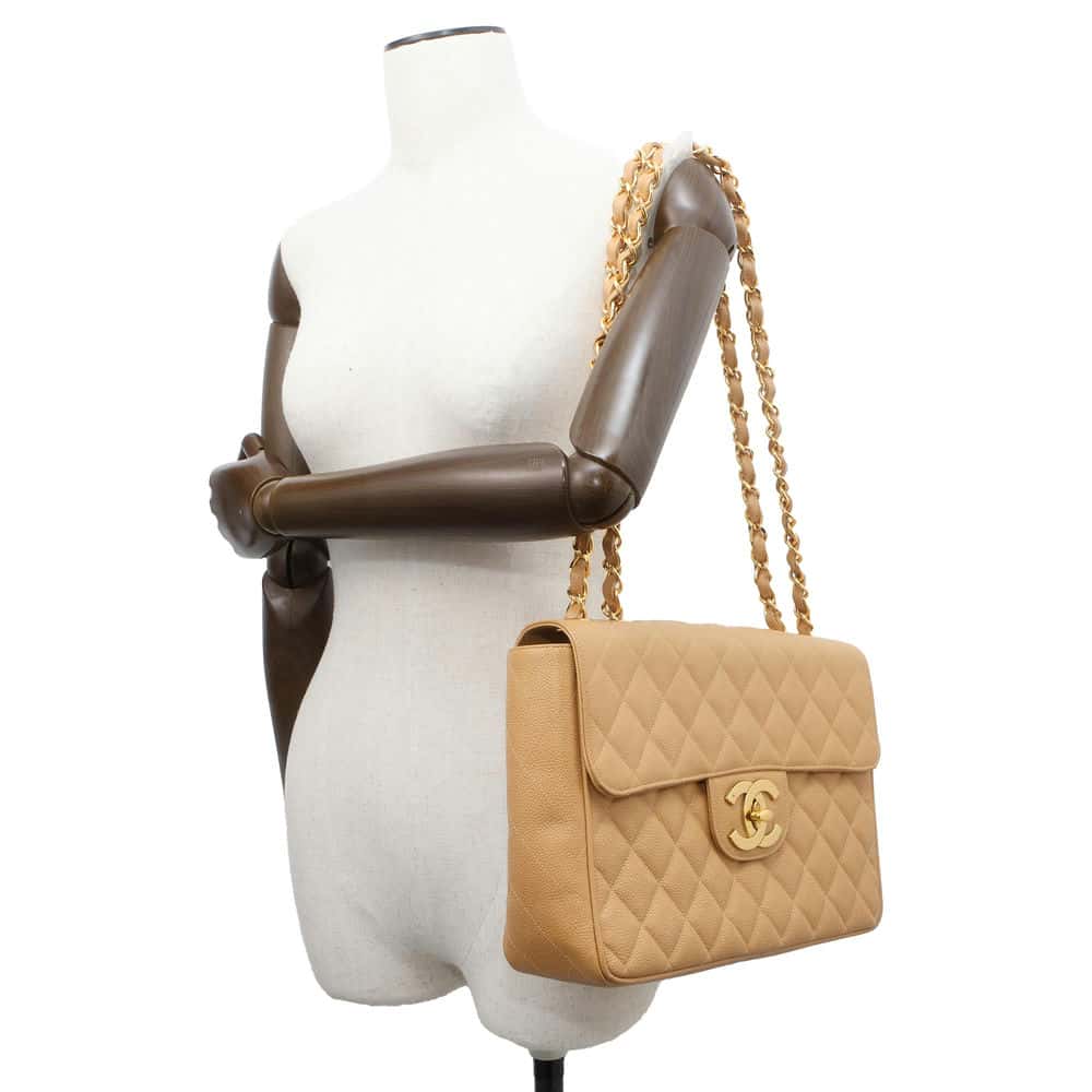 Chanel Jumbo Matelasse ChainShoulder Bag Beige A04412 Caviar Leather Size 30