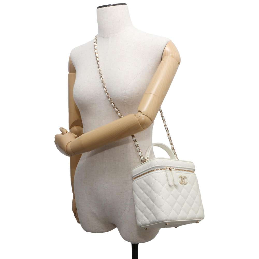 Chanel Matelasse vanity Bag White Caviar Leather