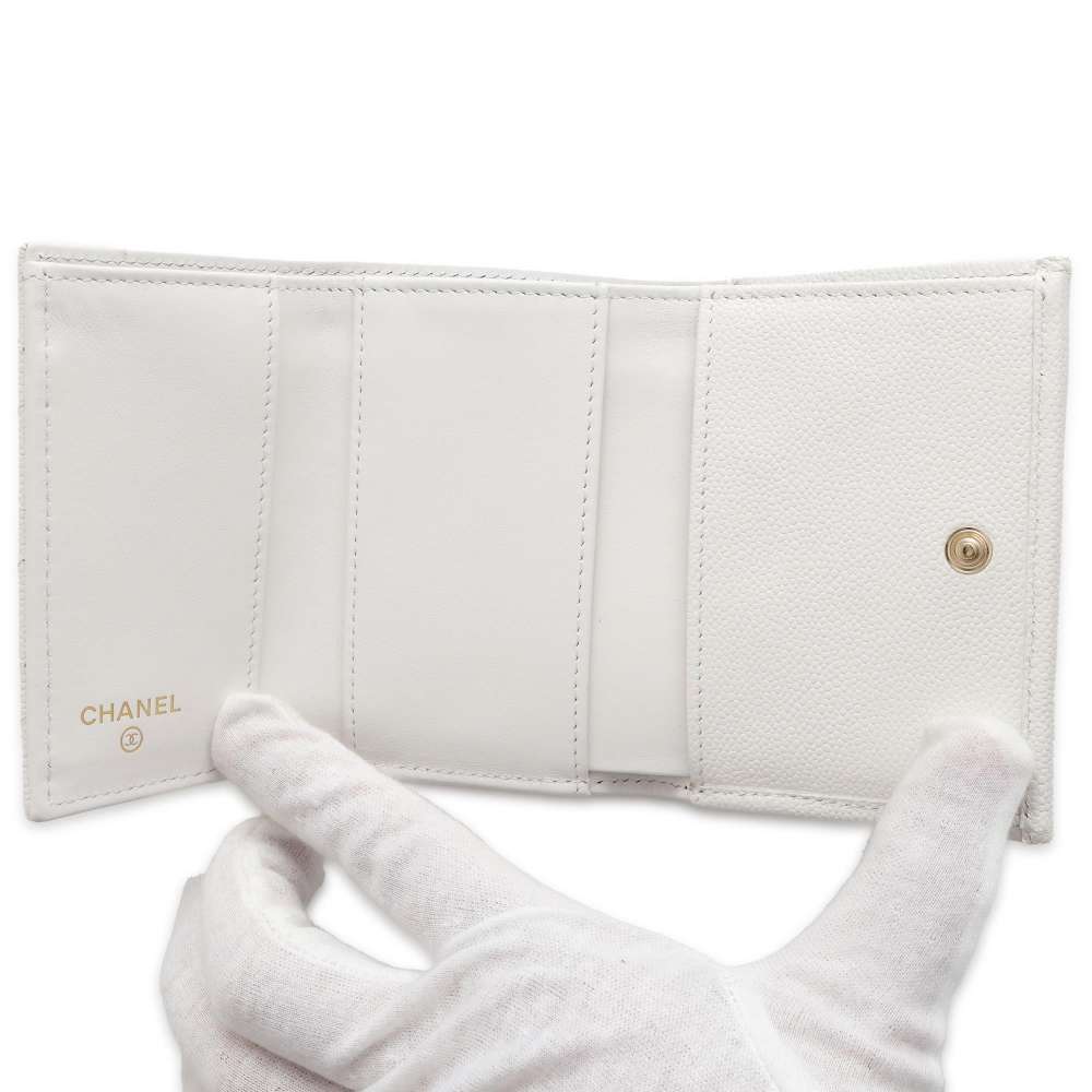 Chanel Matelasse Classic Small Flap Wallet White AP0230 Caviar Leather