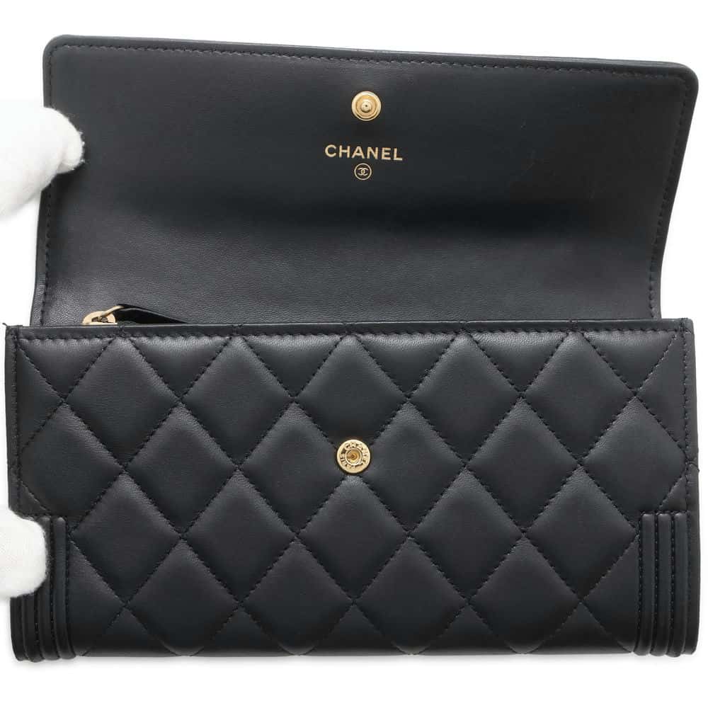 Chanel Matelasse Boy Chanel Bifold Wallet Long Wealth Cloth Black A80286 Lambskin