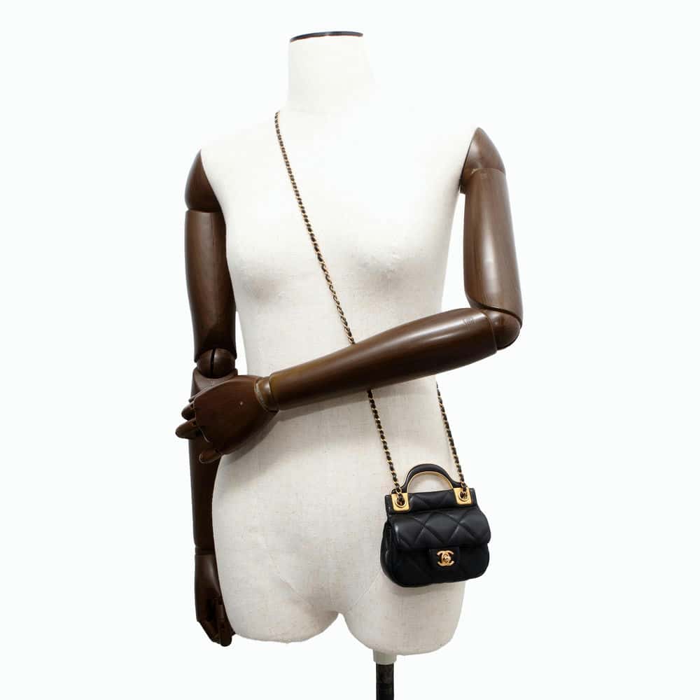 Chanel Matelasse ChainClutch Bag Black AP2271 Lambskin