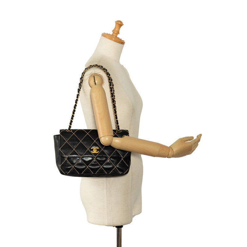 Chanel CC Wild Stitch Leather Flap Bag Leather Shoulder Bag in Good condition