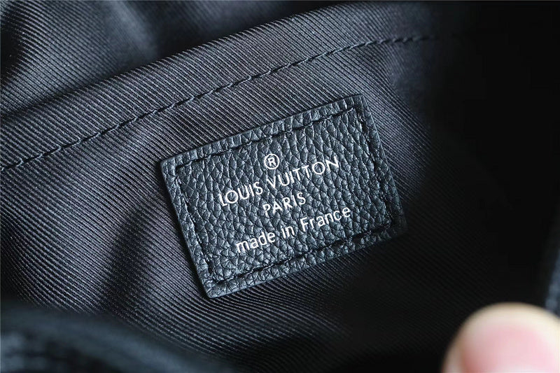 Franco Shops - Louis Vuittons - 9440