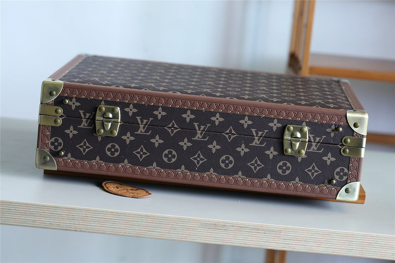 Franco Shops - Louis Vuittons - 9520