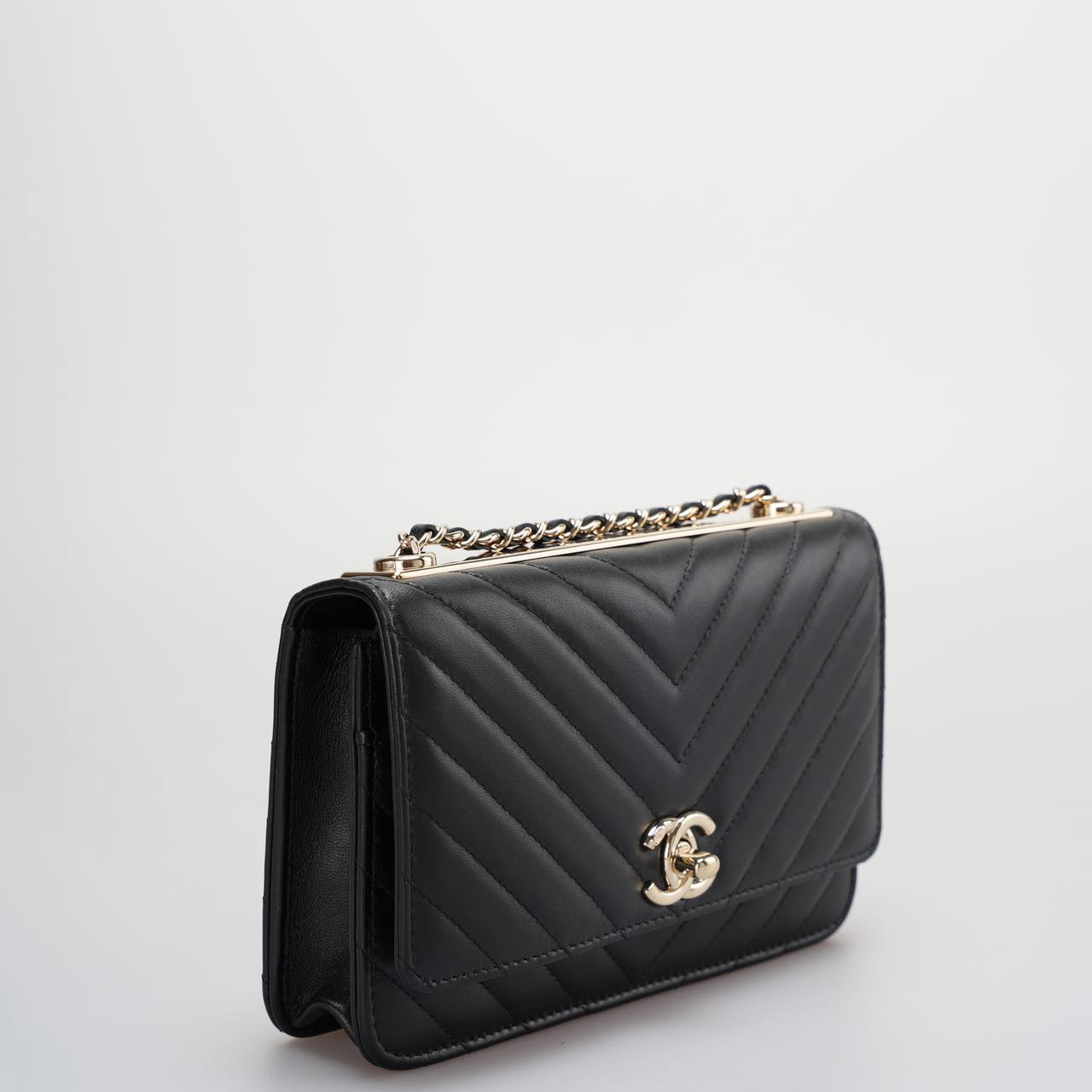 Chanel Lambskin Chevron Quilted Trendy CC Wallet On Chain Woc In Black
