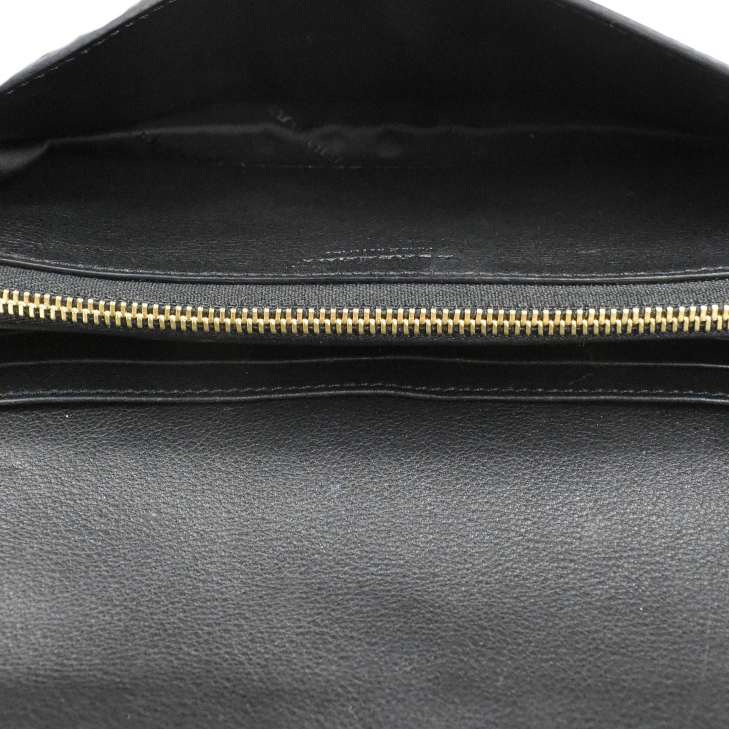 Burberry Wallet on Chain