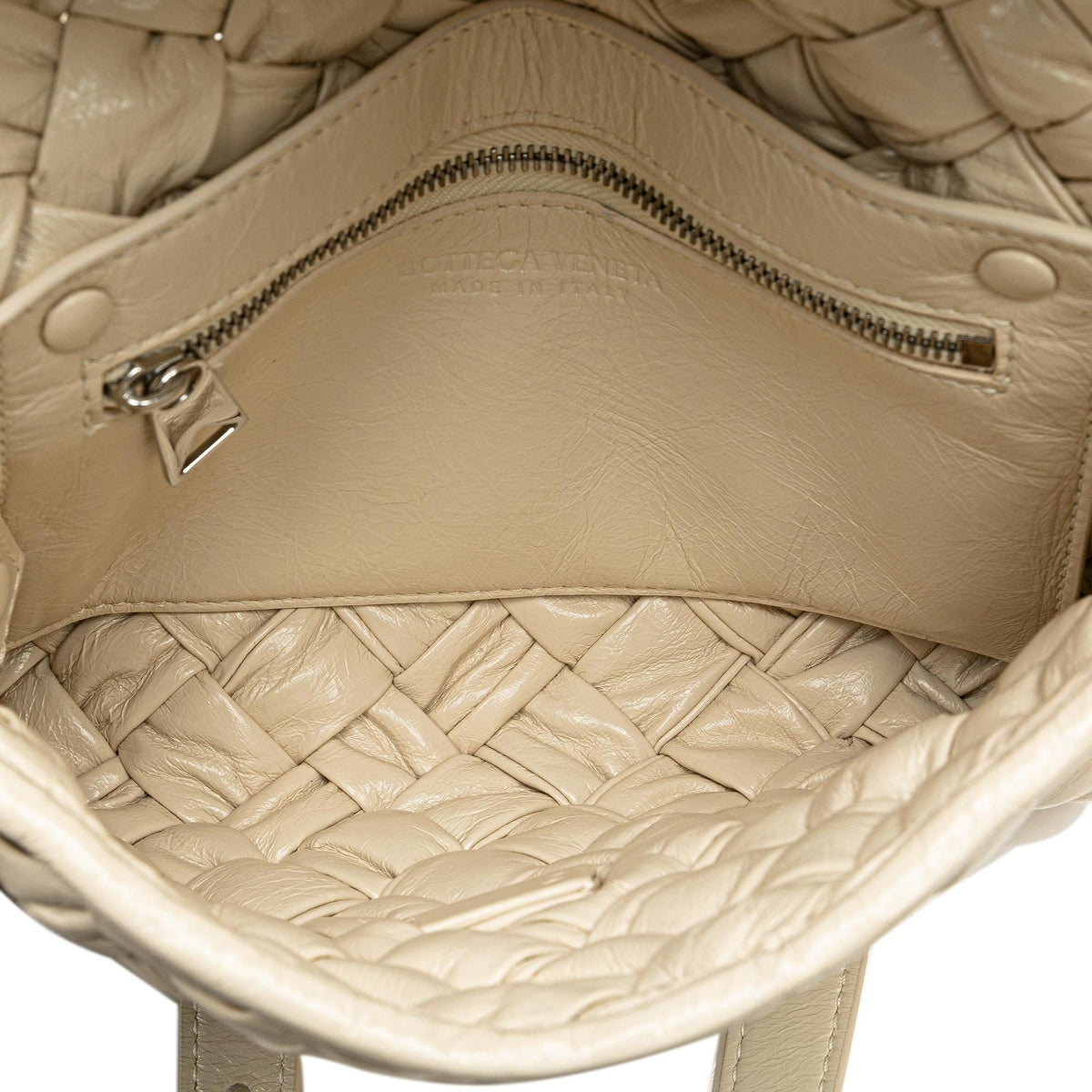 Luxury Bottega Veneta Small Intrecciato Rumple Messenger Bag (SHG-N7USVX)