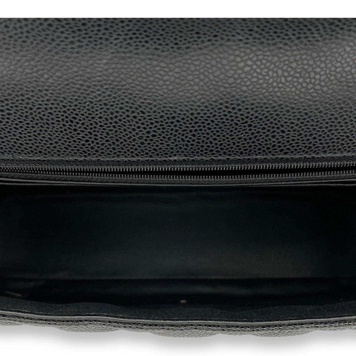 Classic Flap Maxi Black Shoulder Bag in Caviar Leather, Silver hardware