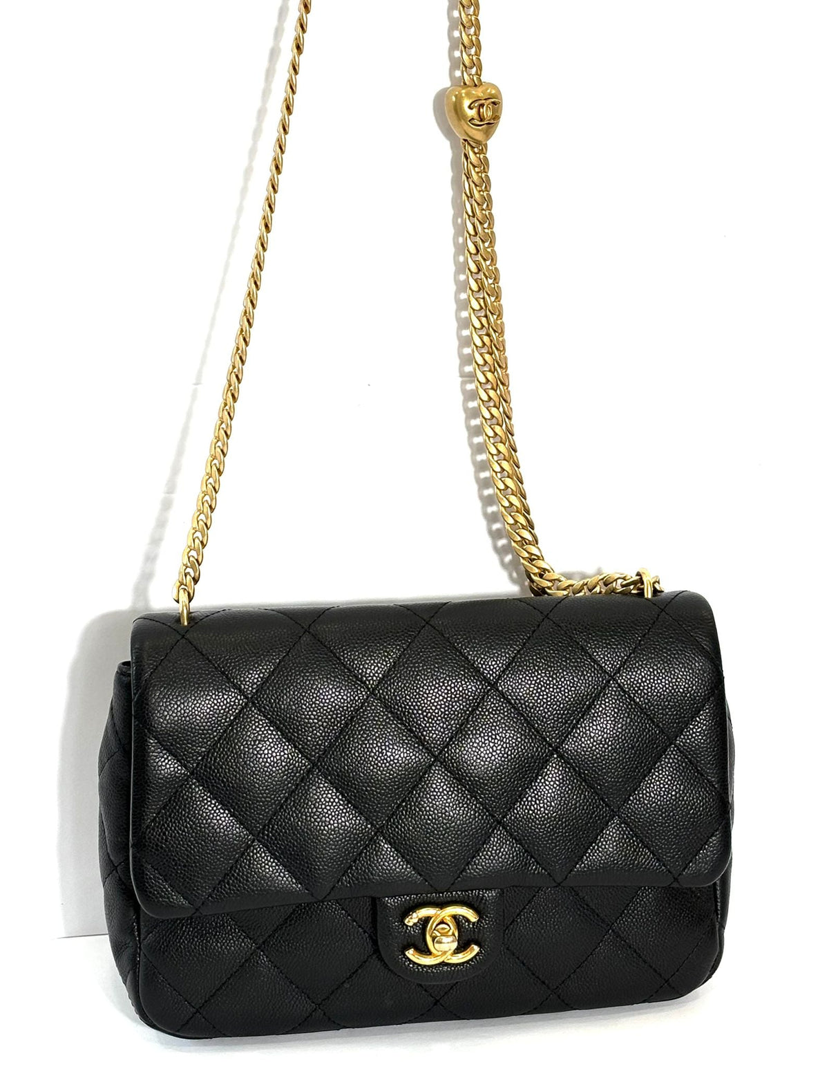 CHANEL CAVIAR QUILTED SWEETHEART MINI FLAP BAG