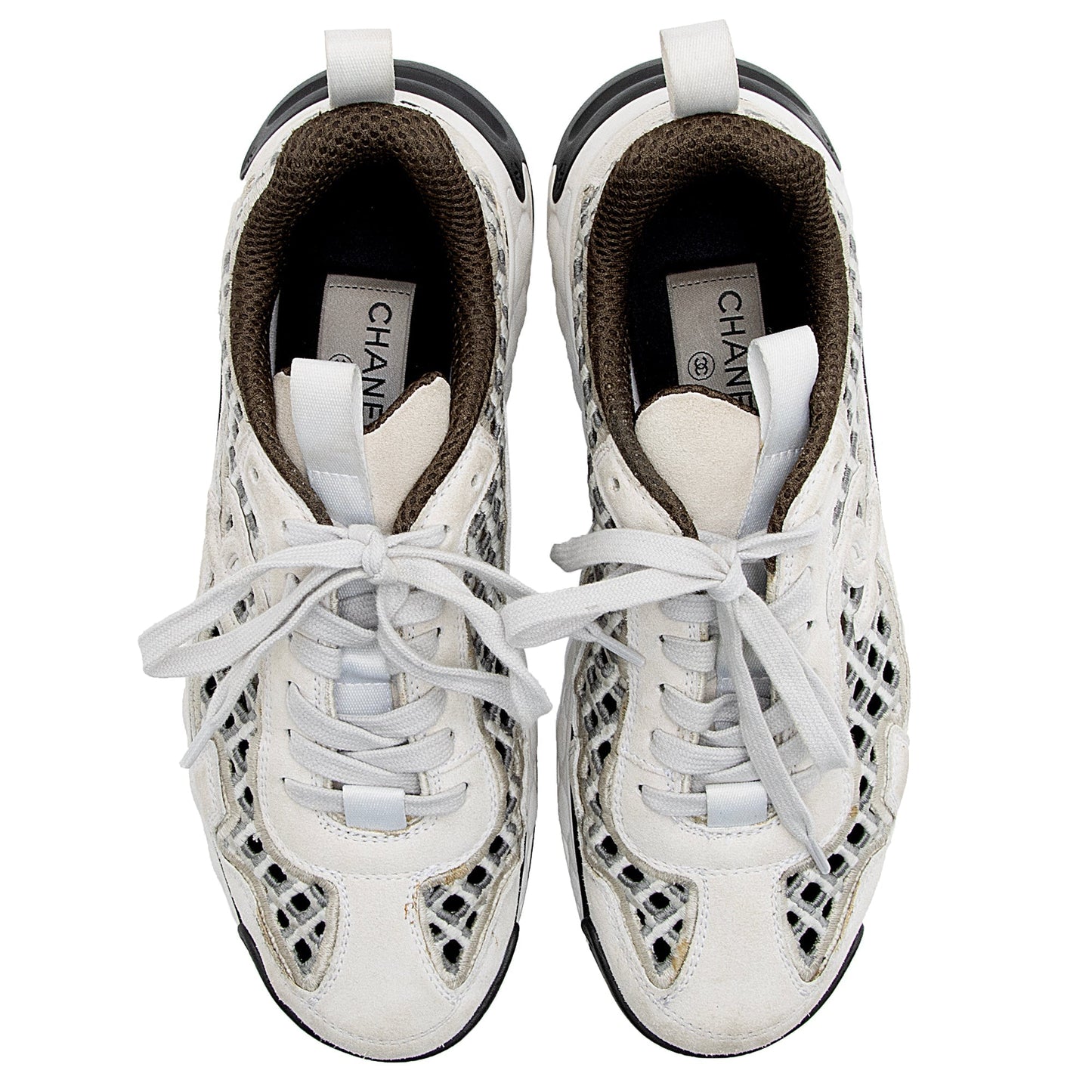 Chanel Suede Calfskin Embroidered CC Sneakers - Size 8 / 38 (SHF-22982)