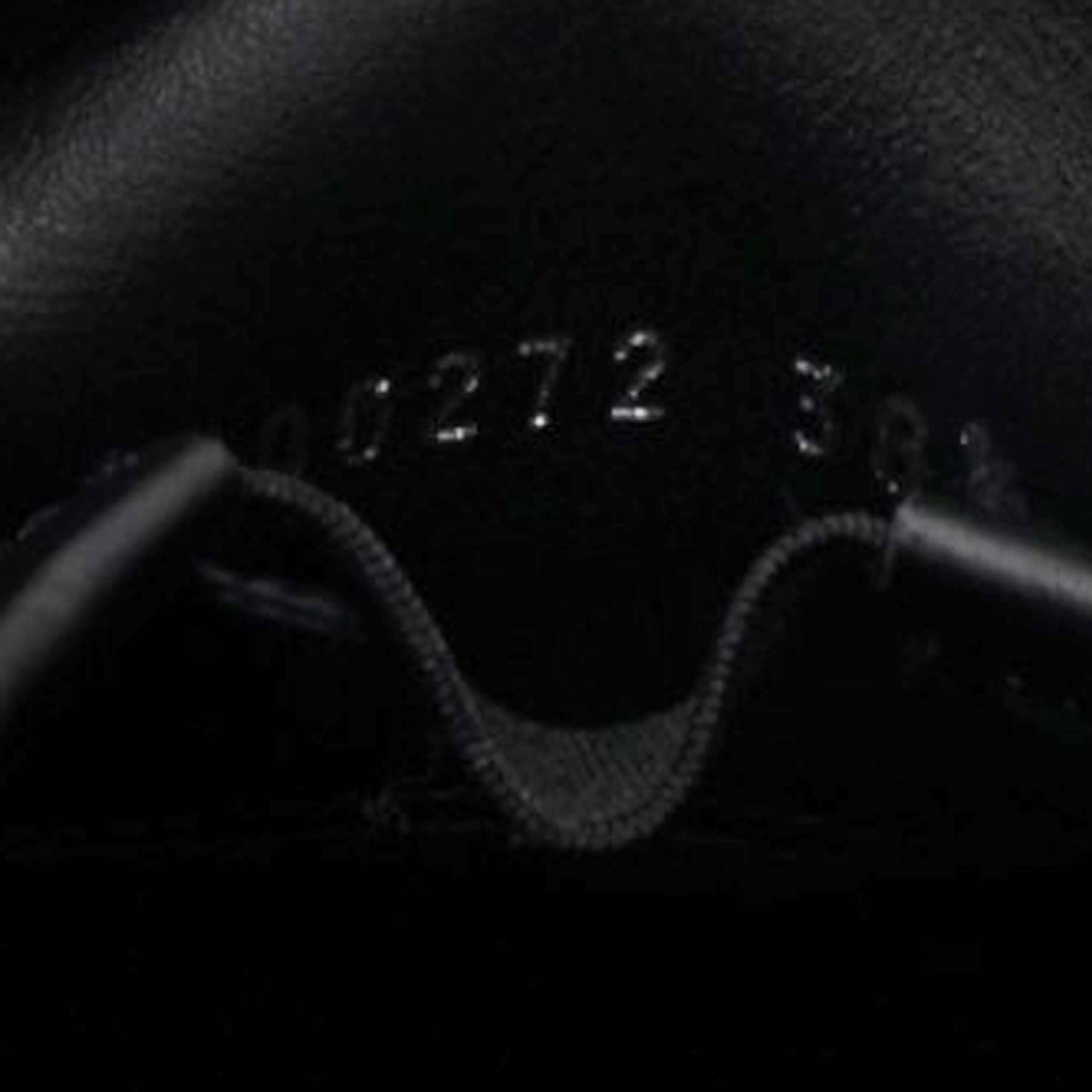 Louis-vuitton Calfskin Oversized Chain Academy Loafers Black Size 38.5
