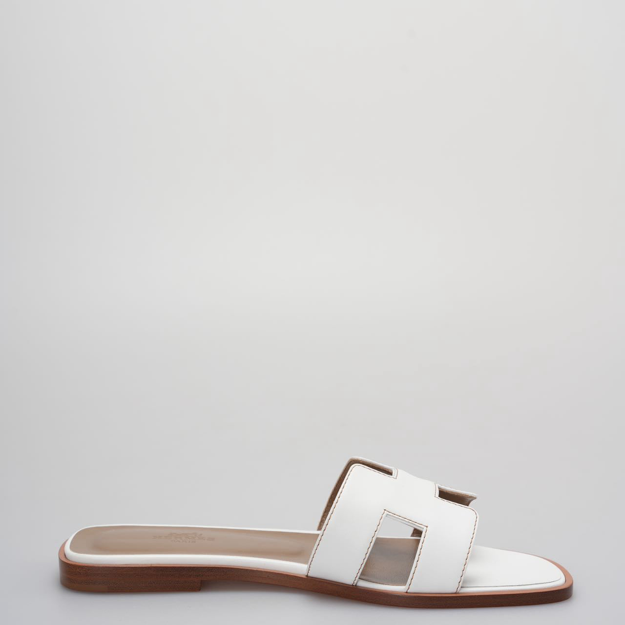 Hermes White Leather Oran Flats Sandals Size 36