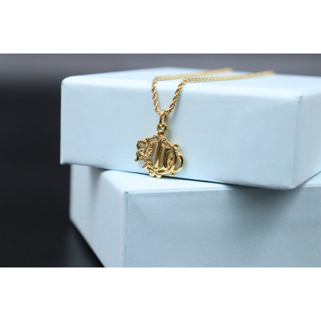 Very Good ( Rank A) | Dior Logo Emblem Necklace |Q25012304