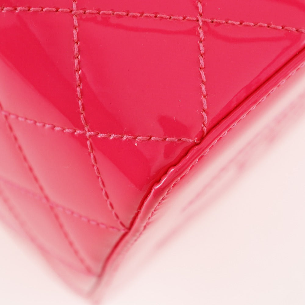 CHANEL Handbag Patent leather pink Matrasse Vanity