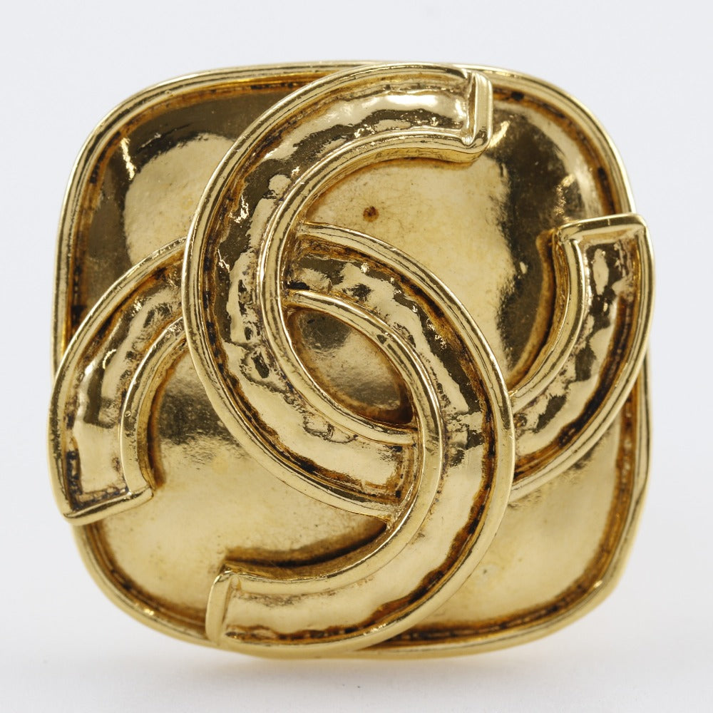 CHANEL Earring Plated Gold gold vintage COCO Mark