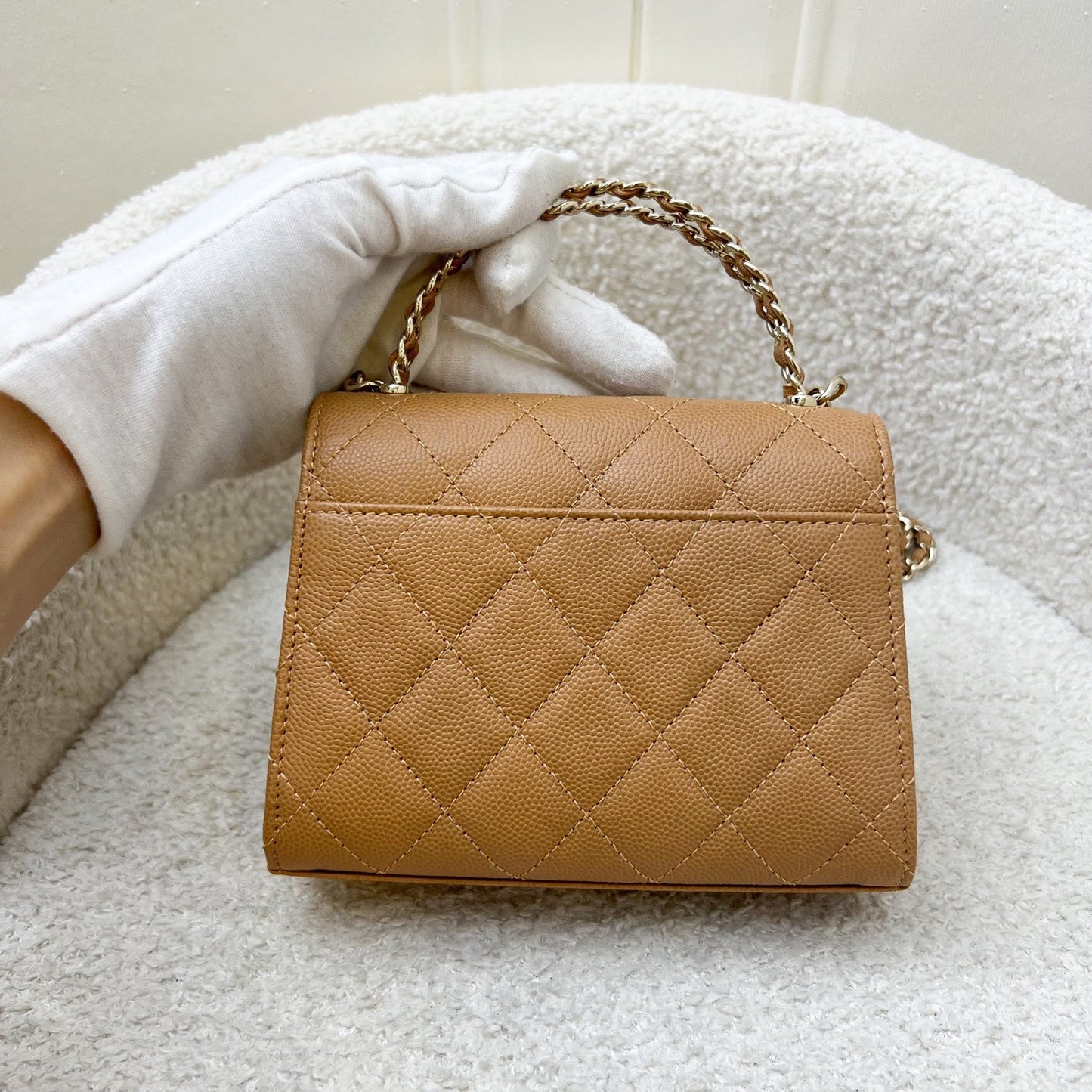Chanel 23P Top Handle Kelly Clutch with Chain in Caramel Caviar and GHW (Model: AP3237)