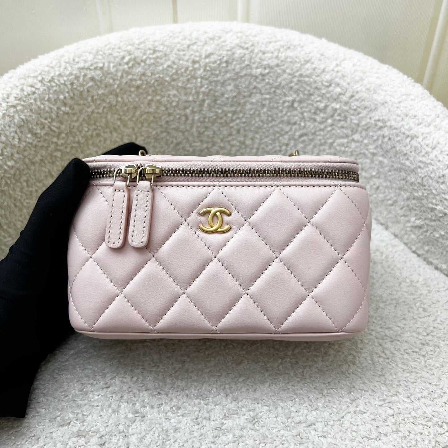 Chanel Pearl Crush Adjustable Chain Vanity in 23B Pink Lambskin and AGHW