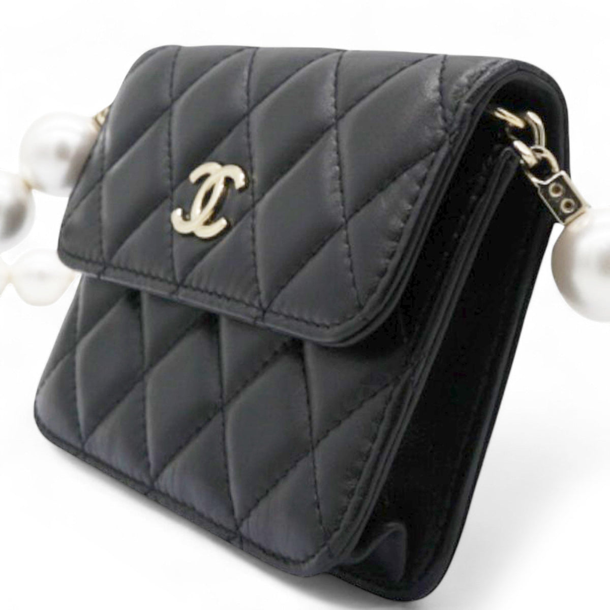 Quilted Maxi Pearls Holder Flap With Chain Black