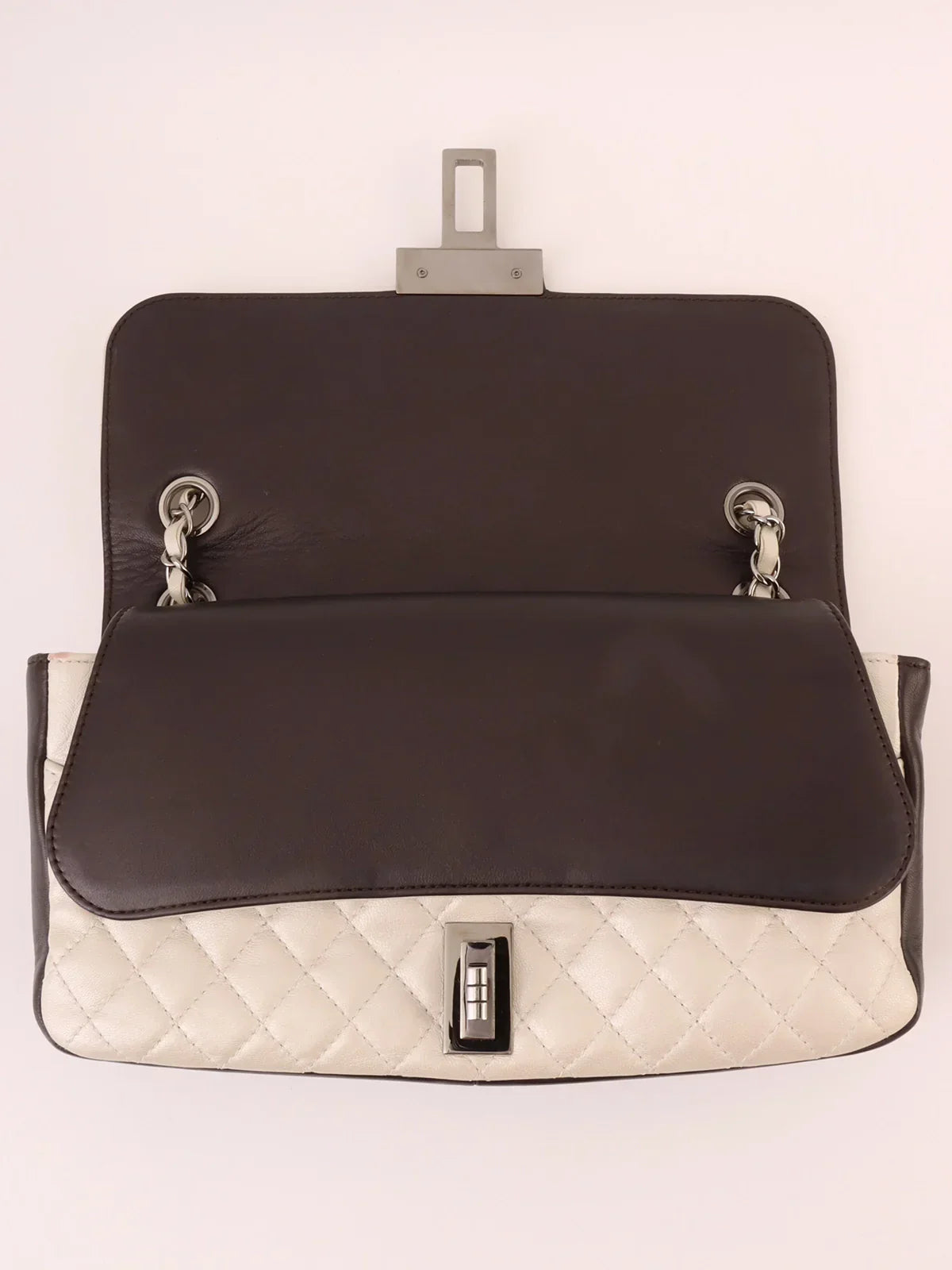 Chanel Around Made Bicolor . Chain Shoulder Bag Pearl White/Black