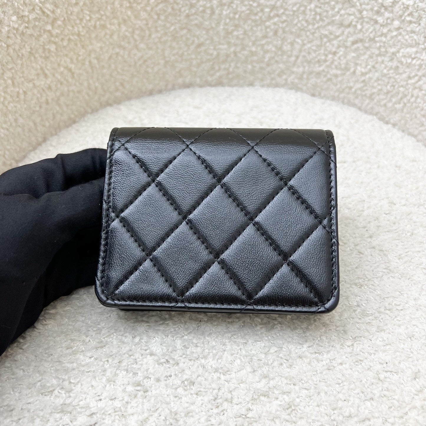 Chanel 31 Card Holder / Mini Wallet in Black Glossy Calfskin and LGHW (Model: AP3654)