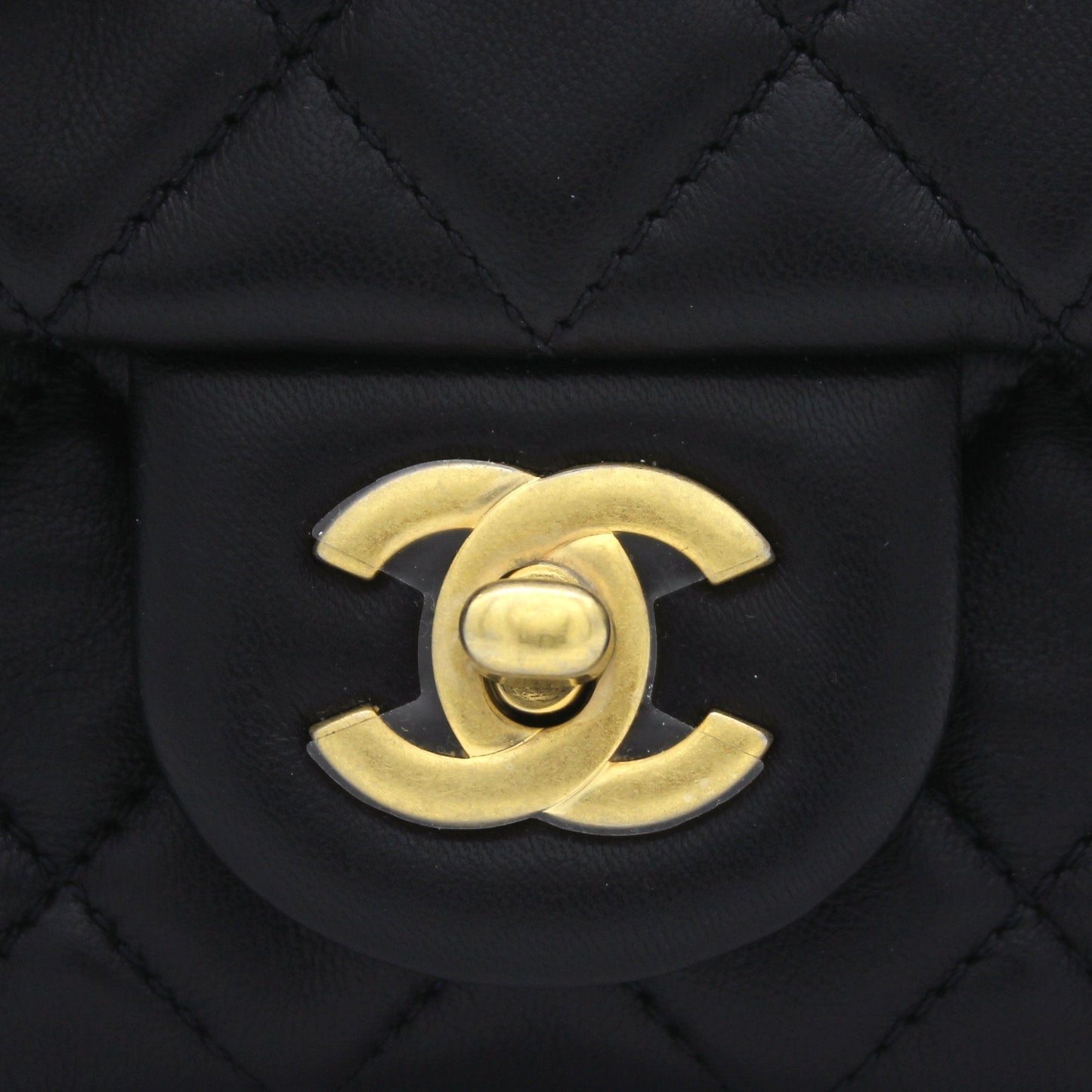 20S Pearl Crush Rectangle Mini Flap
