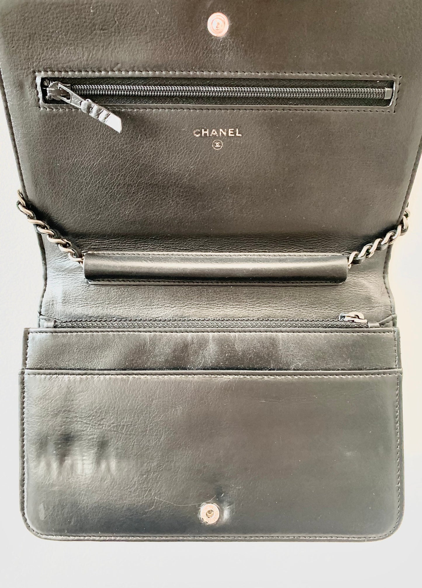 CHANEL STINGRAY BOY WALLET WITH CHAIN