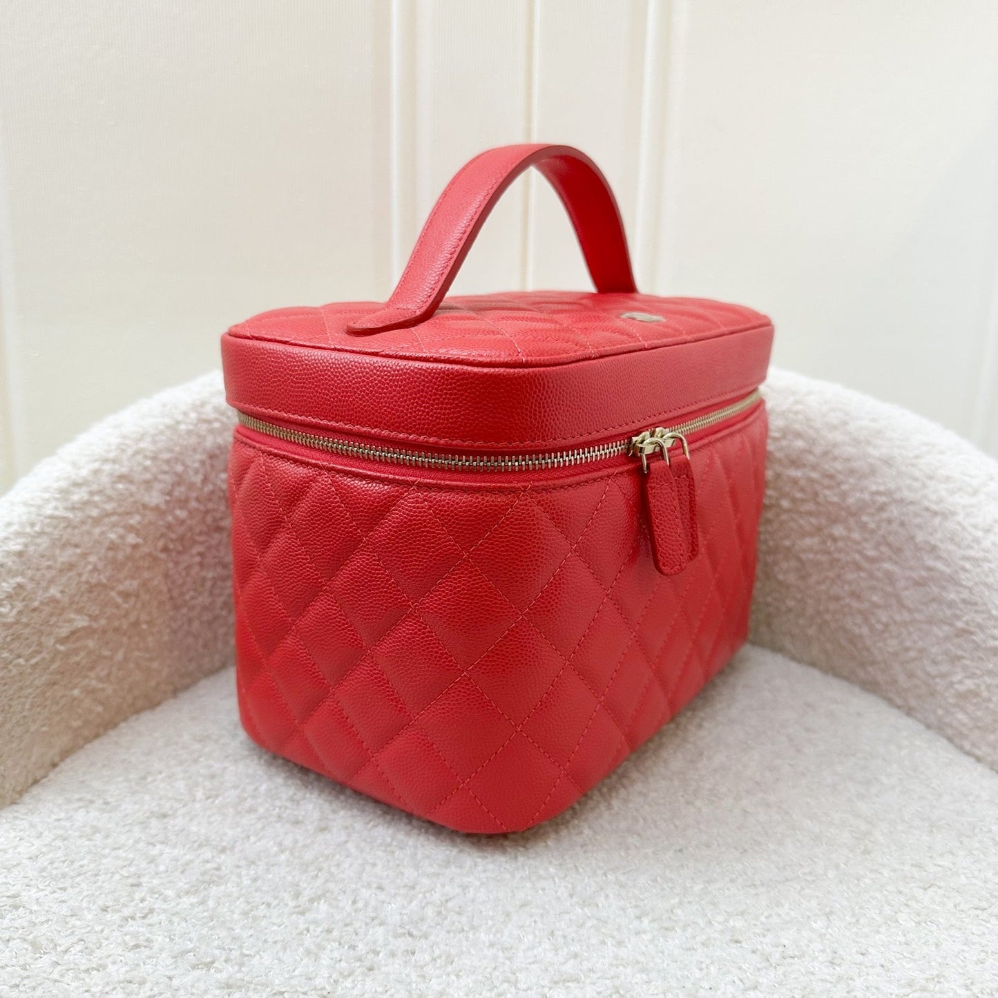 Chanel Top Handle Vanity Case in Raspberry Red Caviar LGHW
