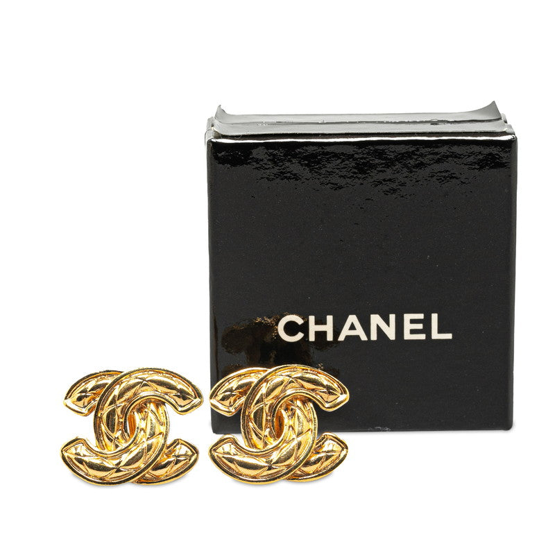 Chanel Quilted CC Clip On Earrings Metal Earrings in Good condition