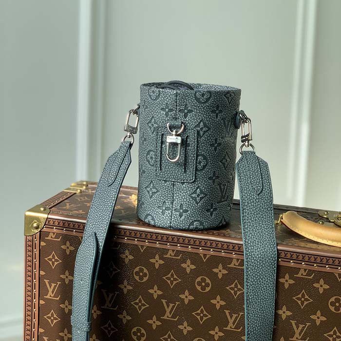 Louis Vuitton LV Unisex Chalk Pouch Granite Taurillon Monogram Embossed Cowhide Leather