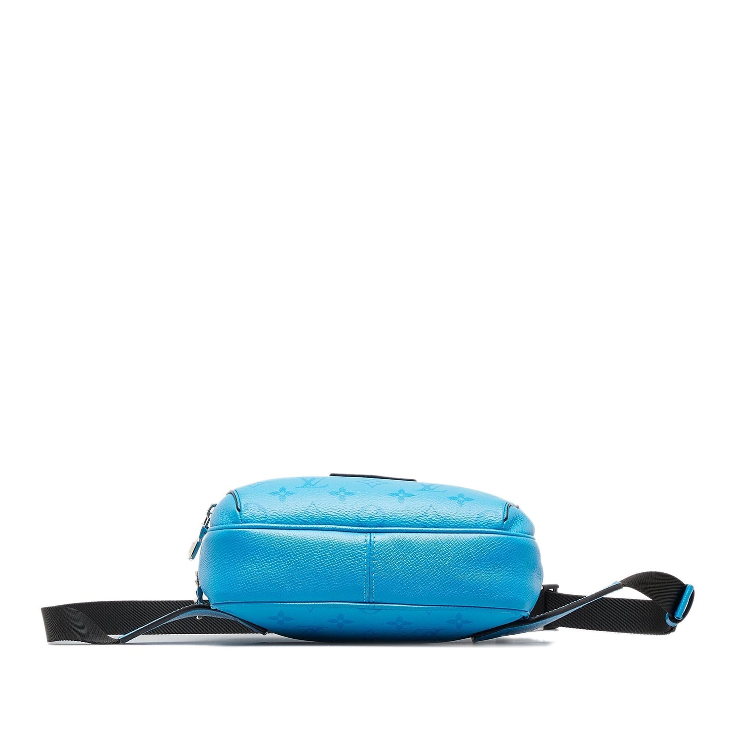 Louis Vuitton Monogram Taigarama Outdoor Bumbag (SHG-yVSxMd)