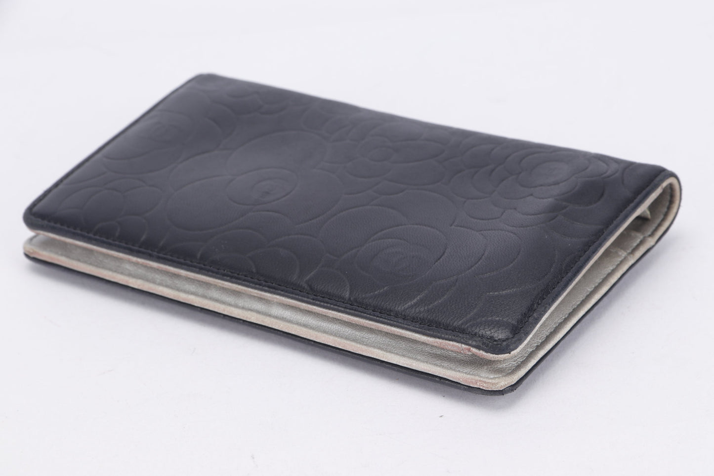 CHANEL CAMELLIA LONG WALLET (1462xxxx) BLACK LAMBSKIN SILVER HARDWARE, WITH & BOX
