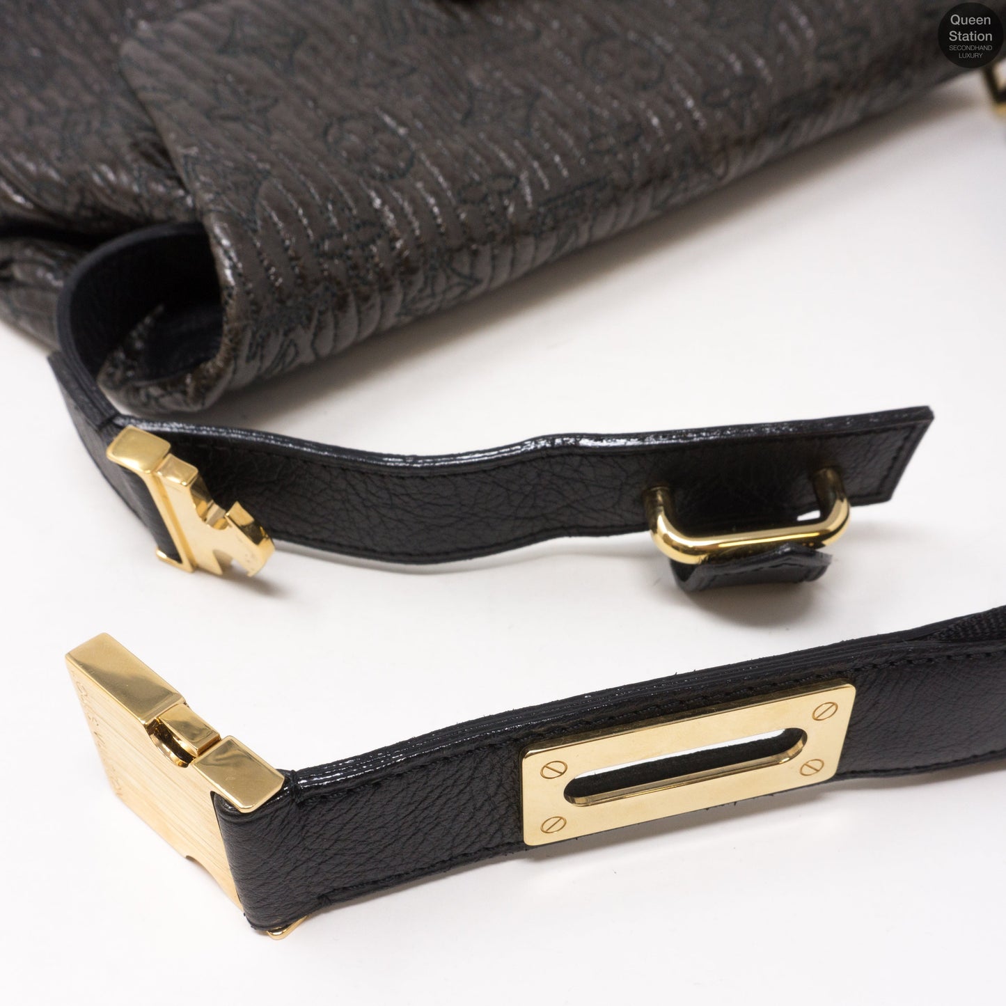 Louis-vuitton Monogram Motard Pochette Black