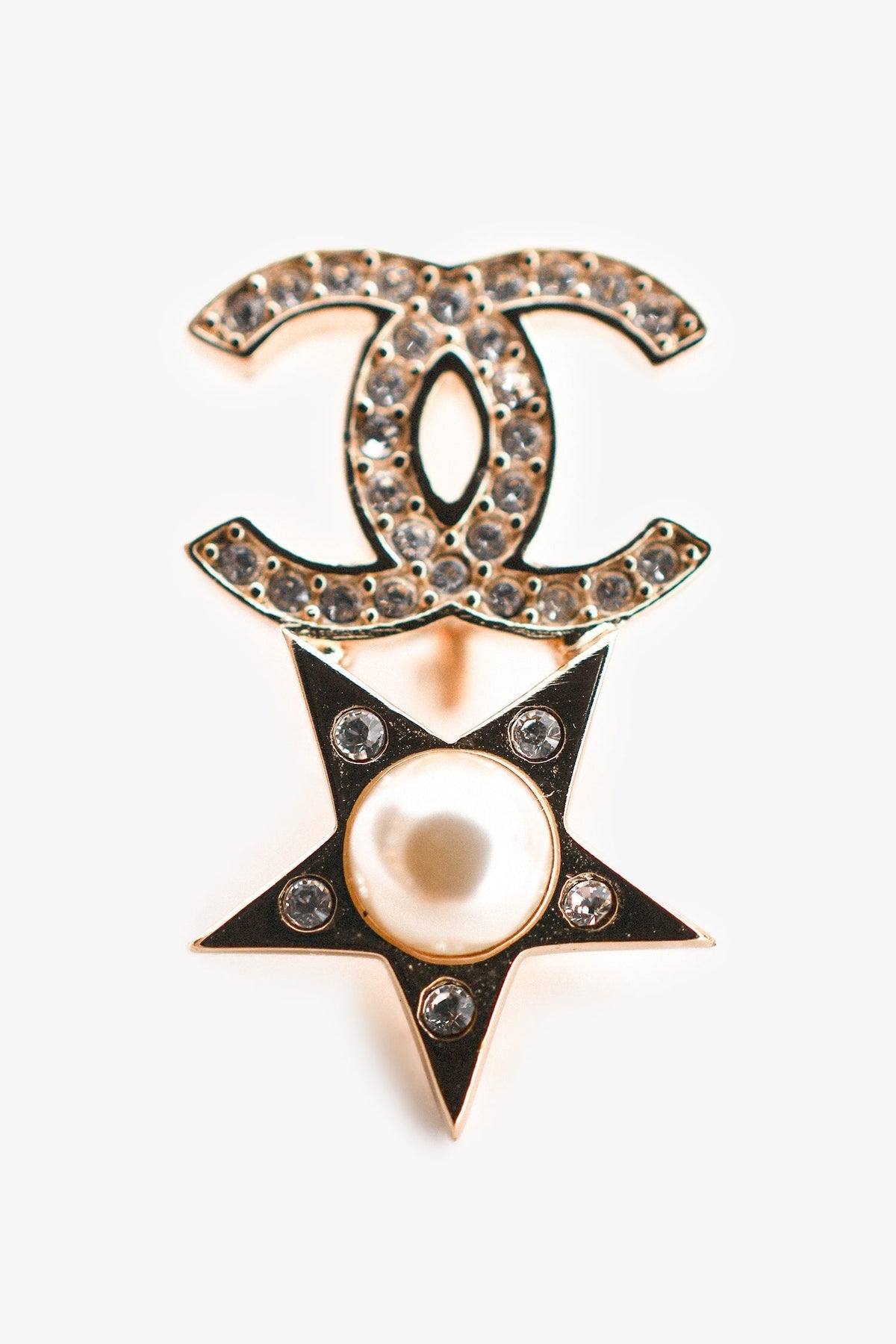 Chanel™ 2019 Gold Toned Pearl Star/Heart CC Drop Clip On Earrings