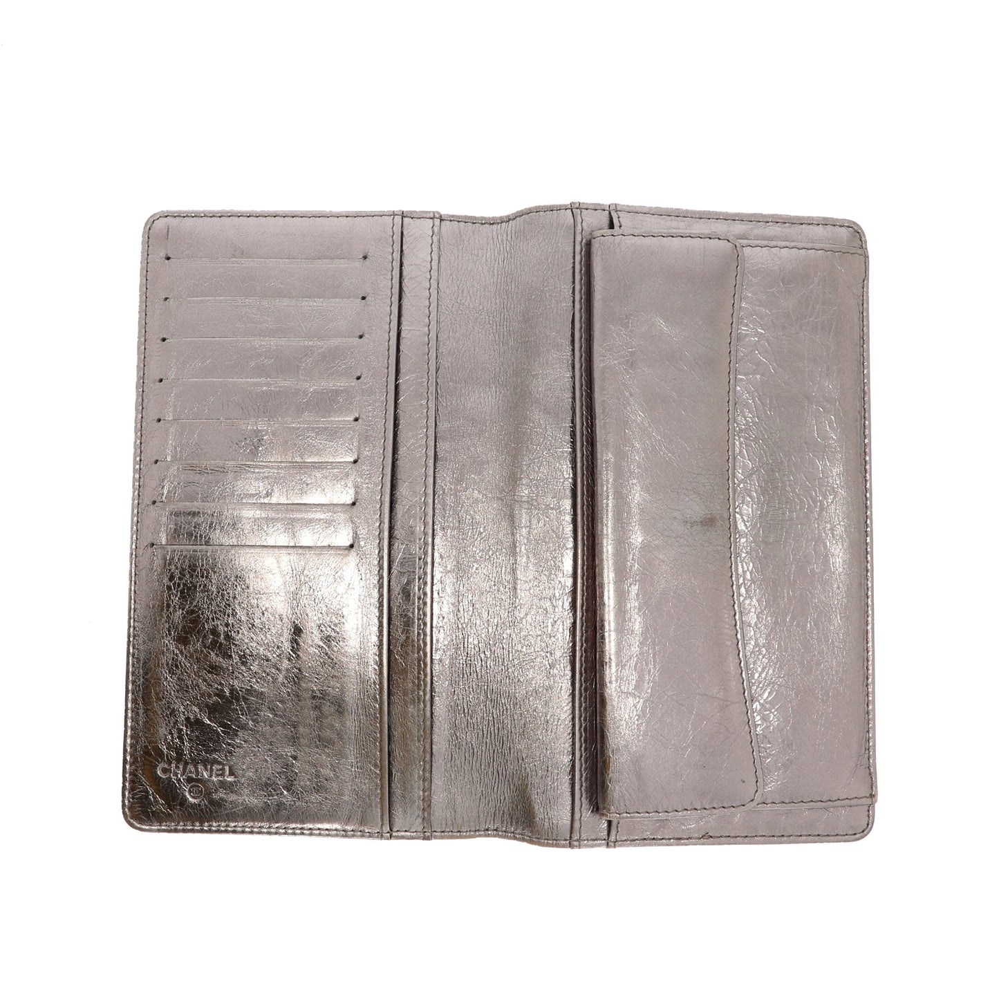 CHANEL Wallet in Metallic Leather