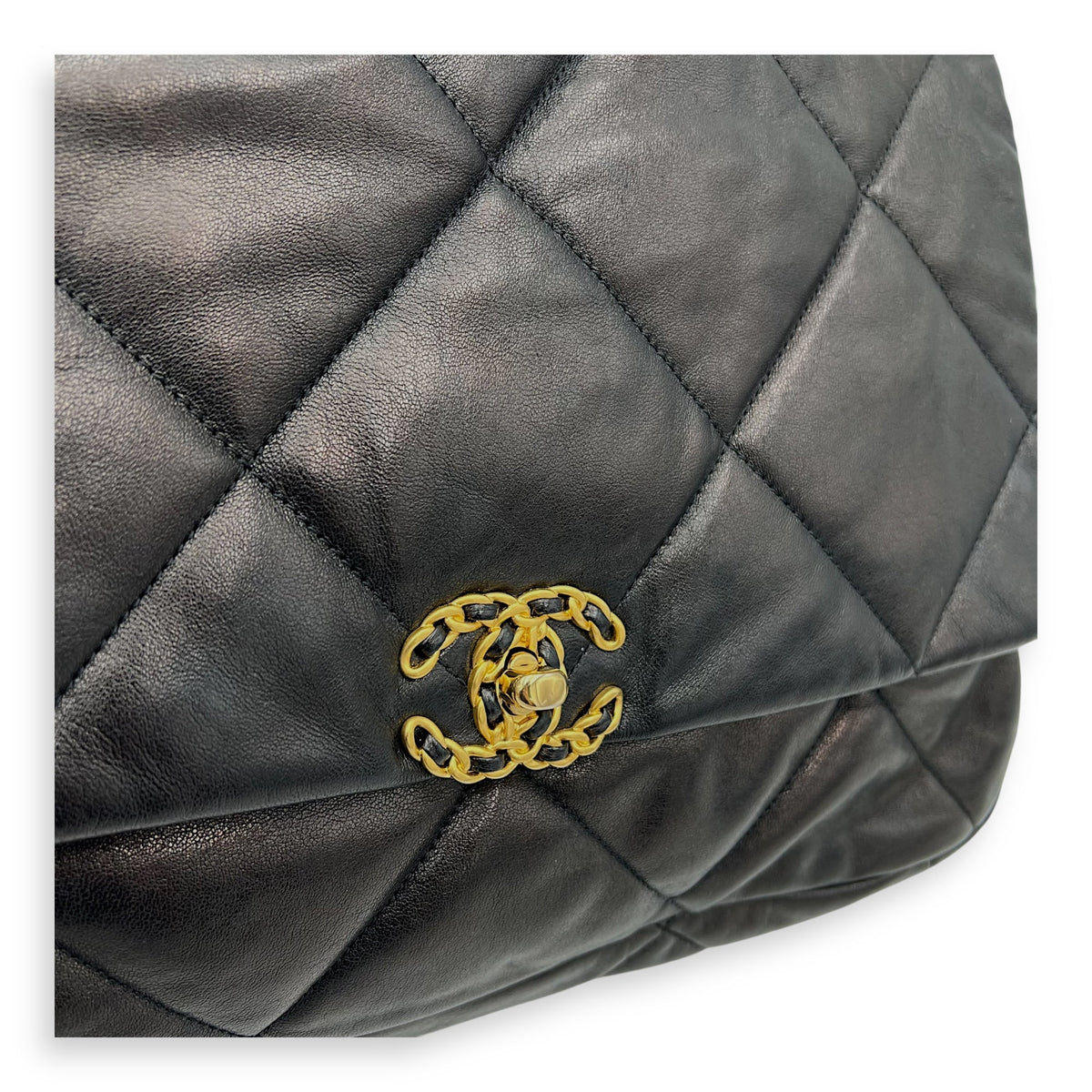C19 Maxi Black Shoulder Bag in Lambskin, Mixed hardware