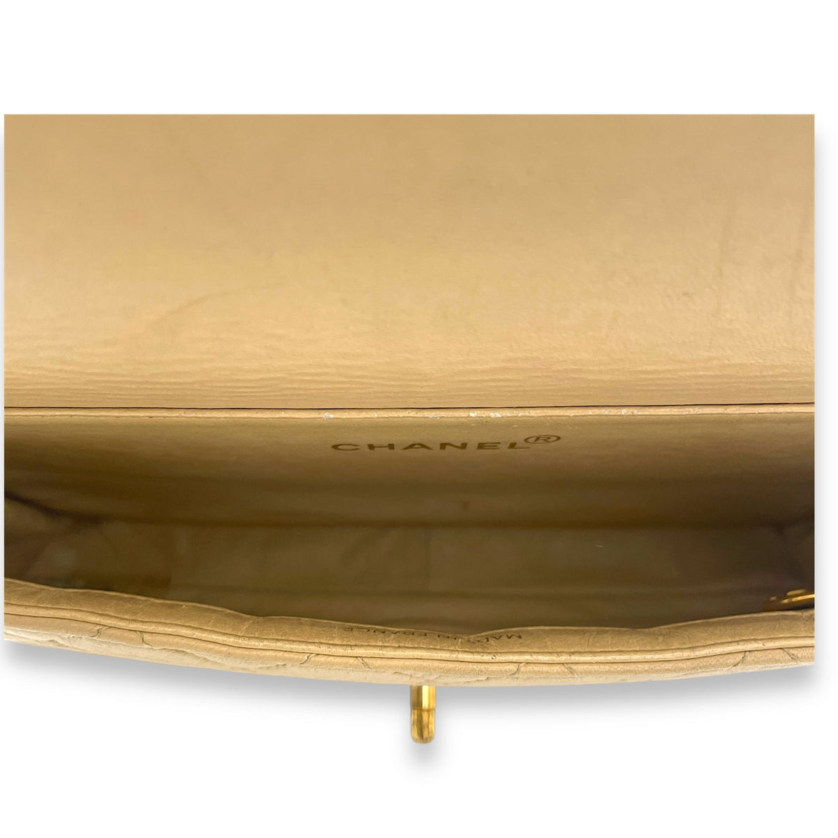 Vintage Classic Flap Shoulder Bag Beige in Lambskin, Gold hardware