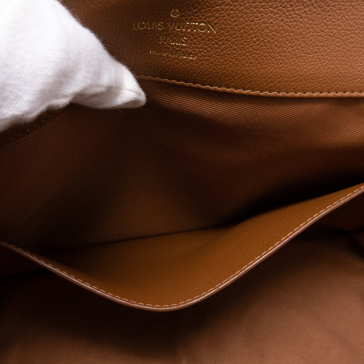 Louis-vuitton LockMe MM Brown Leather