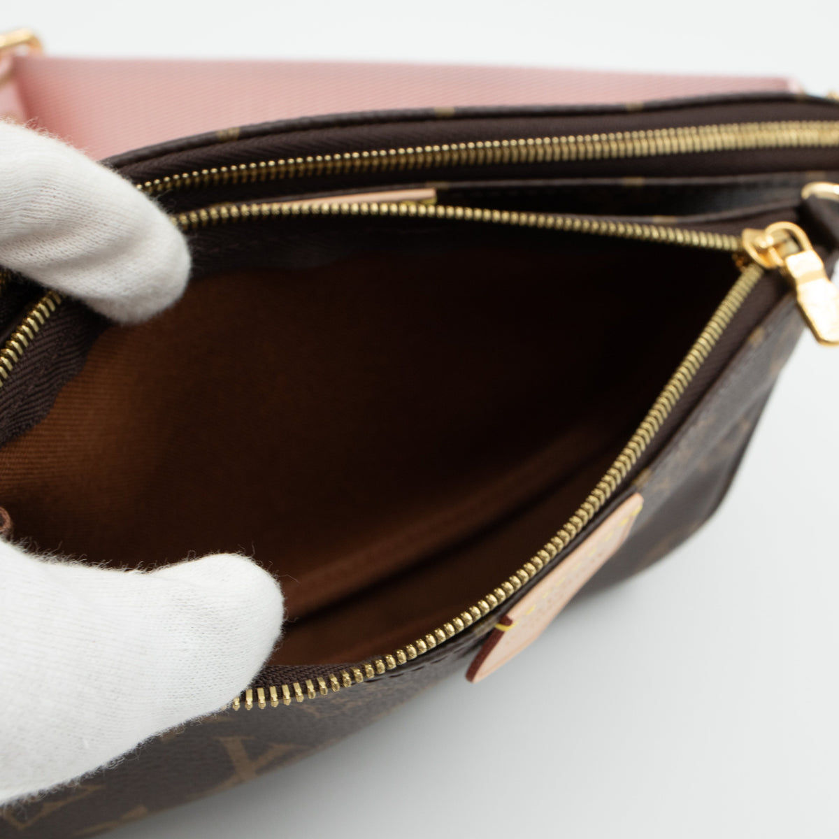 Louis-vuitton Multi Pochette Accessoires Monogram World Tour