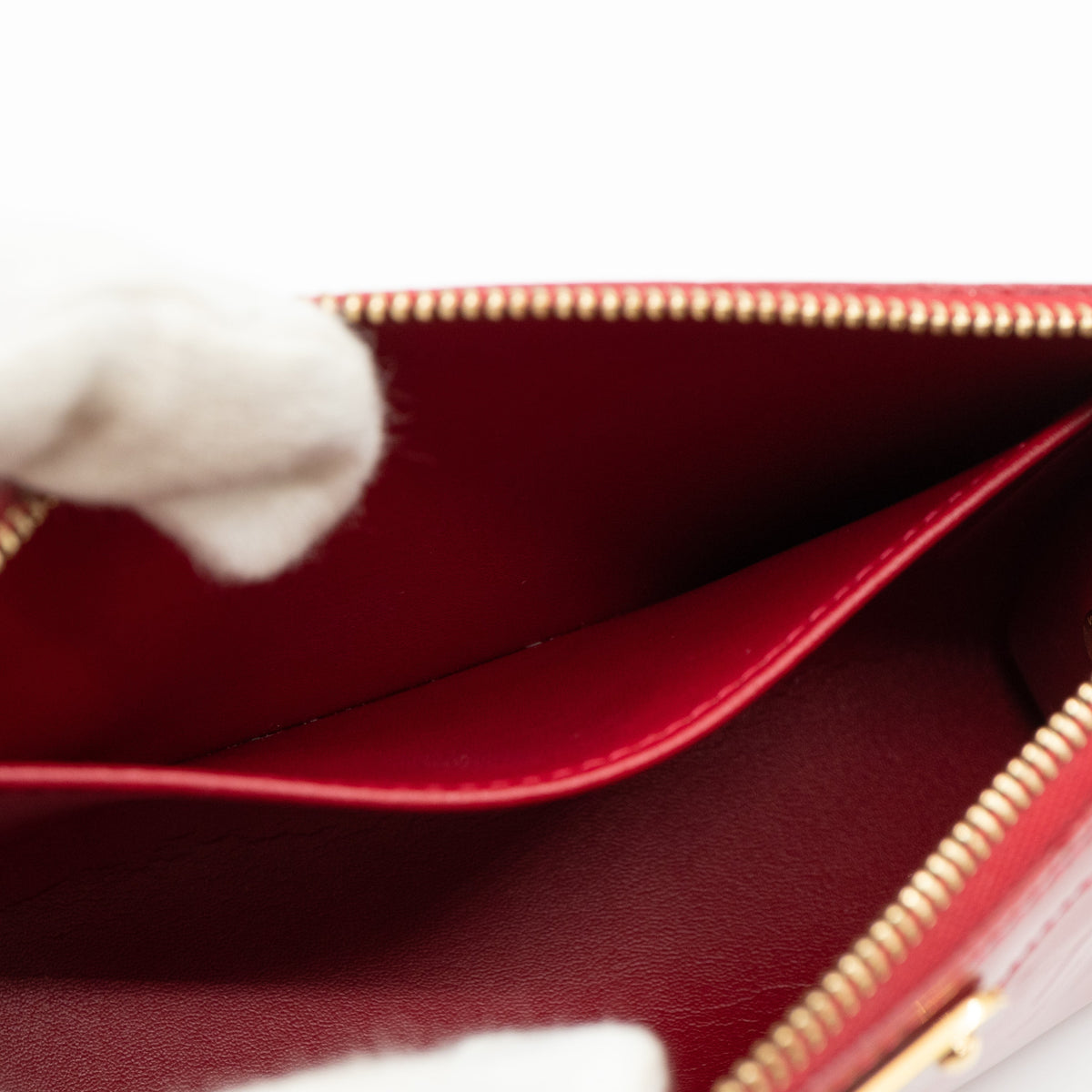 Louis-vuitton Trousse PM Vernis Pomme d'Amour