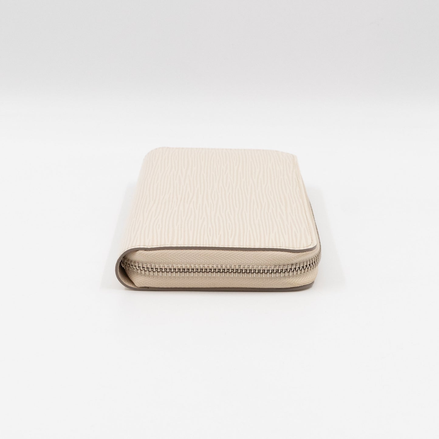 Zippy Wallet Ivory Epi Leather