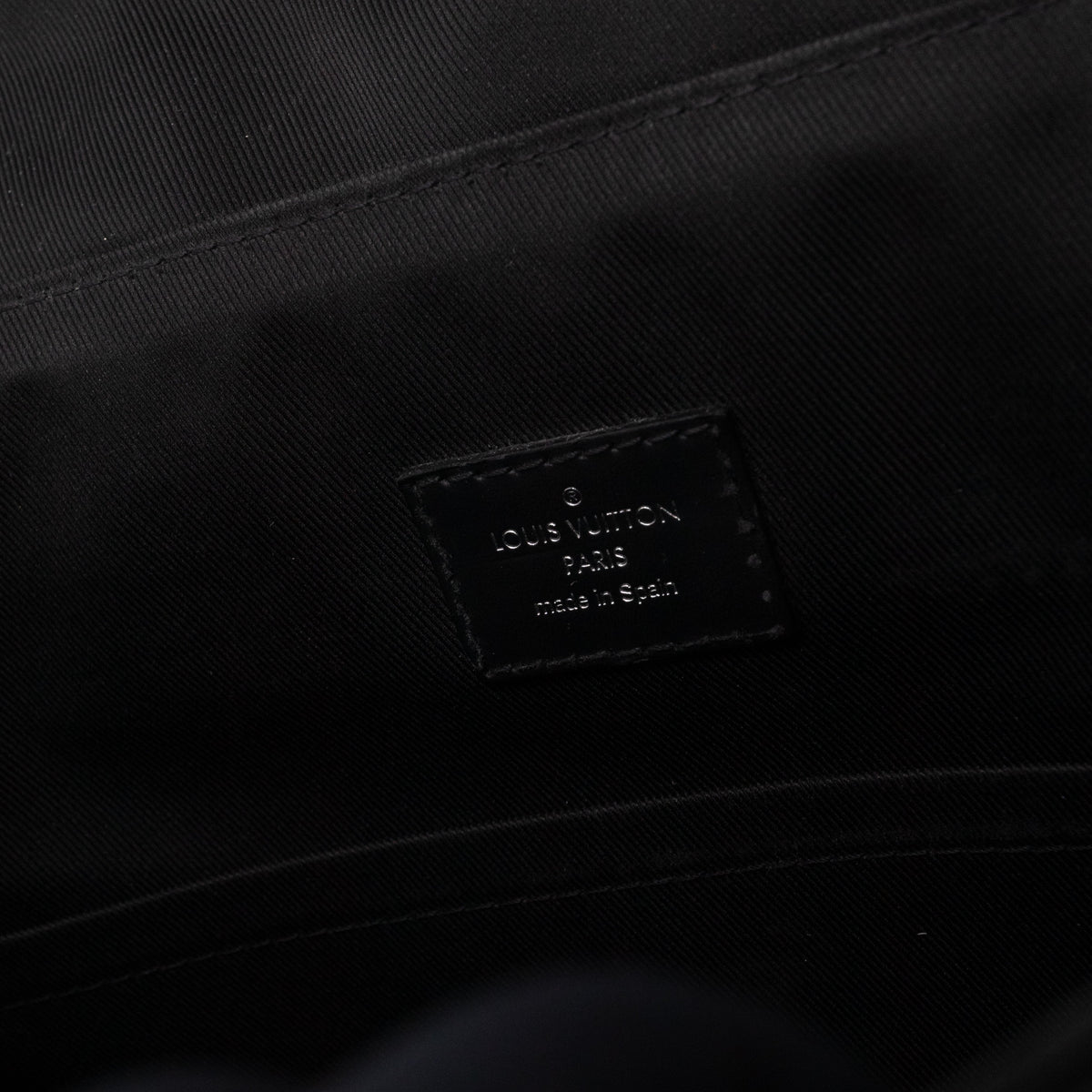 Louis-vuitton District MM Monogram Eclipse