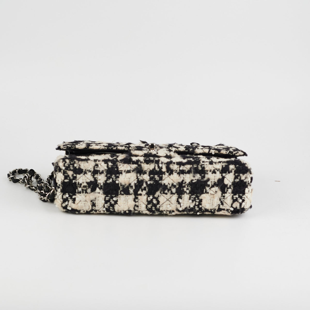 Chanel Classic Flap M/L Tweed Sequin Black