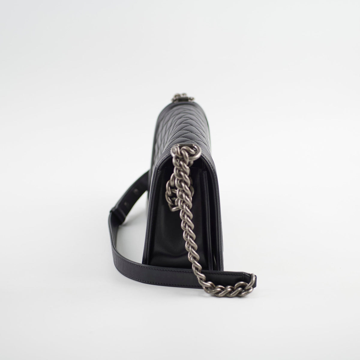 Chanel Old Medium Boy Black Lambskin - Series 23