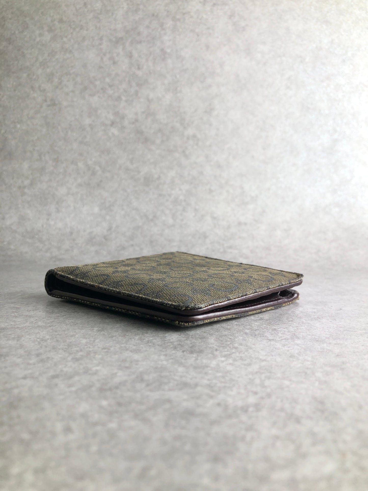 CELINE Folded Wallet Brown Vintage es6cxj