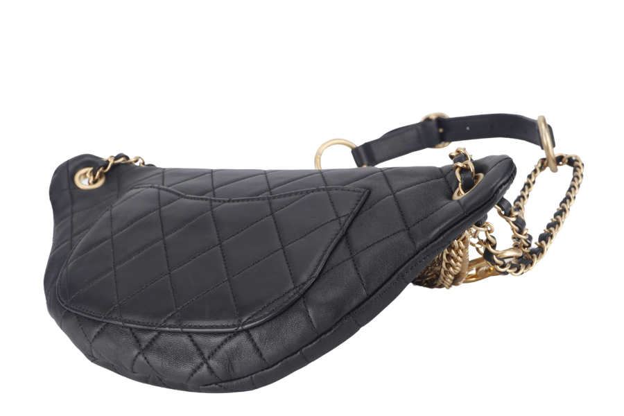 CHANEL 19A ALL ABOUT CHAINS (2830xxxx) BLACK LEATHER BUMBAG WITH AND DUST COVER