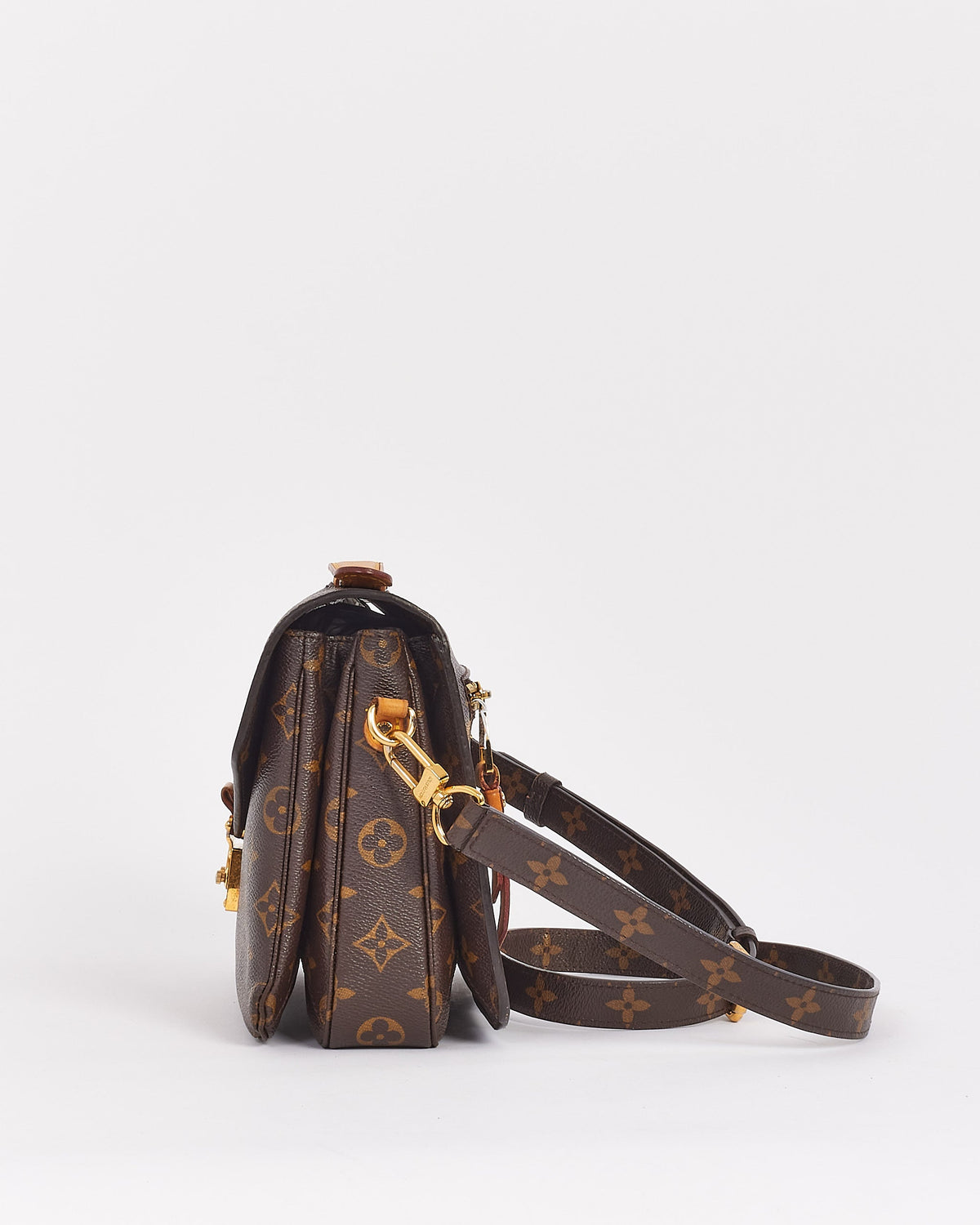 Louis Vuitton Monogram Canvas Pochette Metis Bag