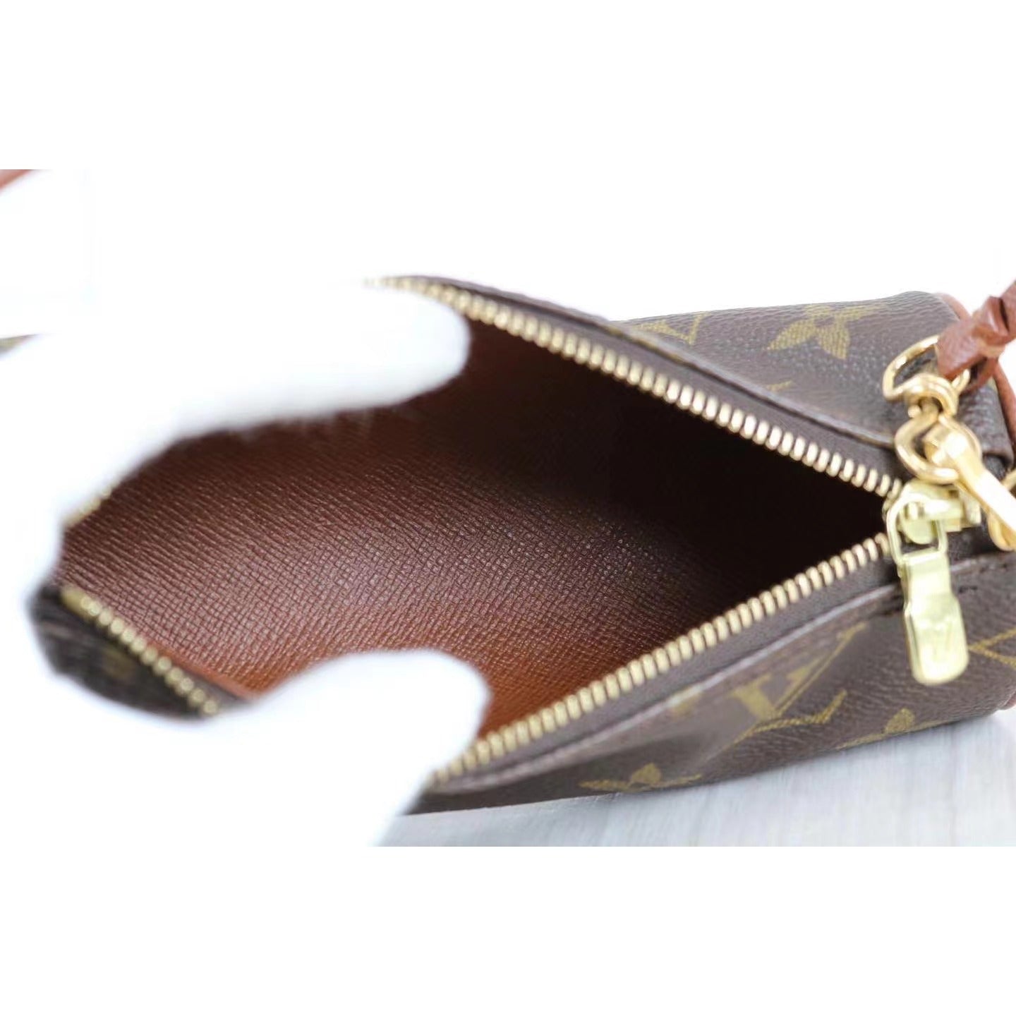 Rank SA | LV Monogram Handbag |012907