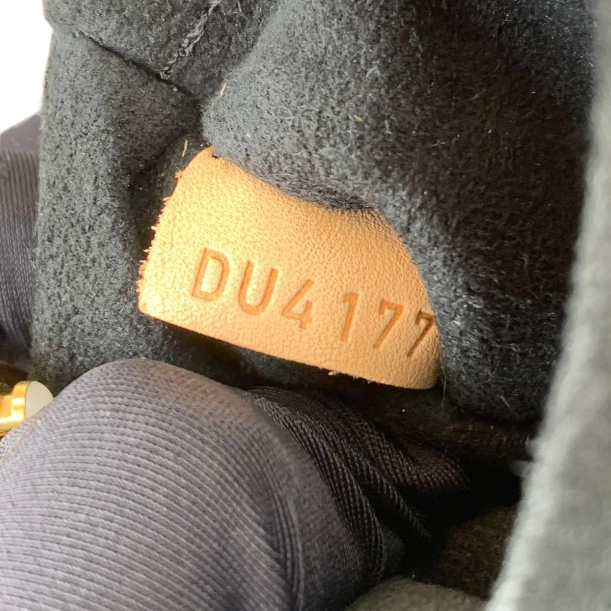 Louis-Vuitton Duffle Bag Monogram Canvas GHW
