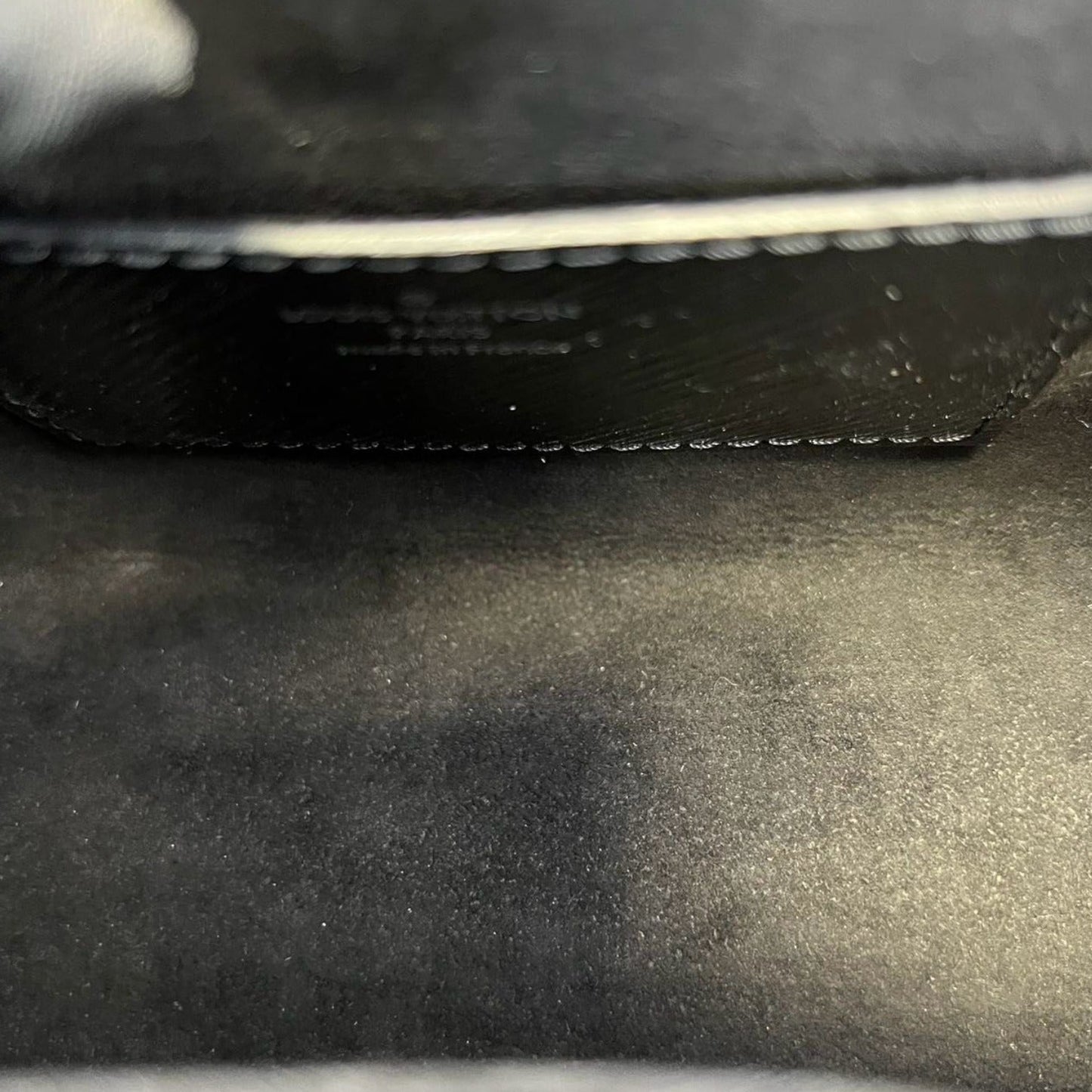 Louis-Vuitton Electric Epi Twist Shoulder Bag PM Black GHW