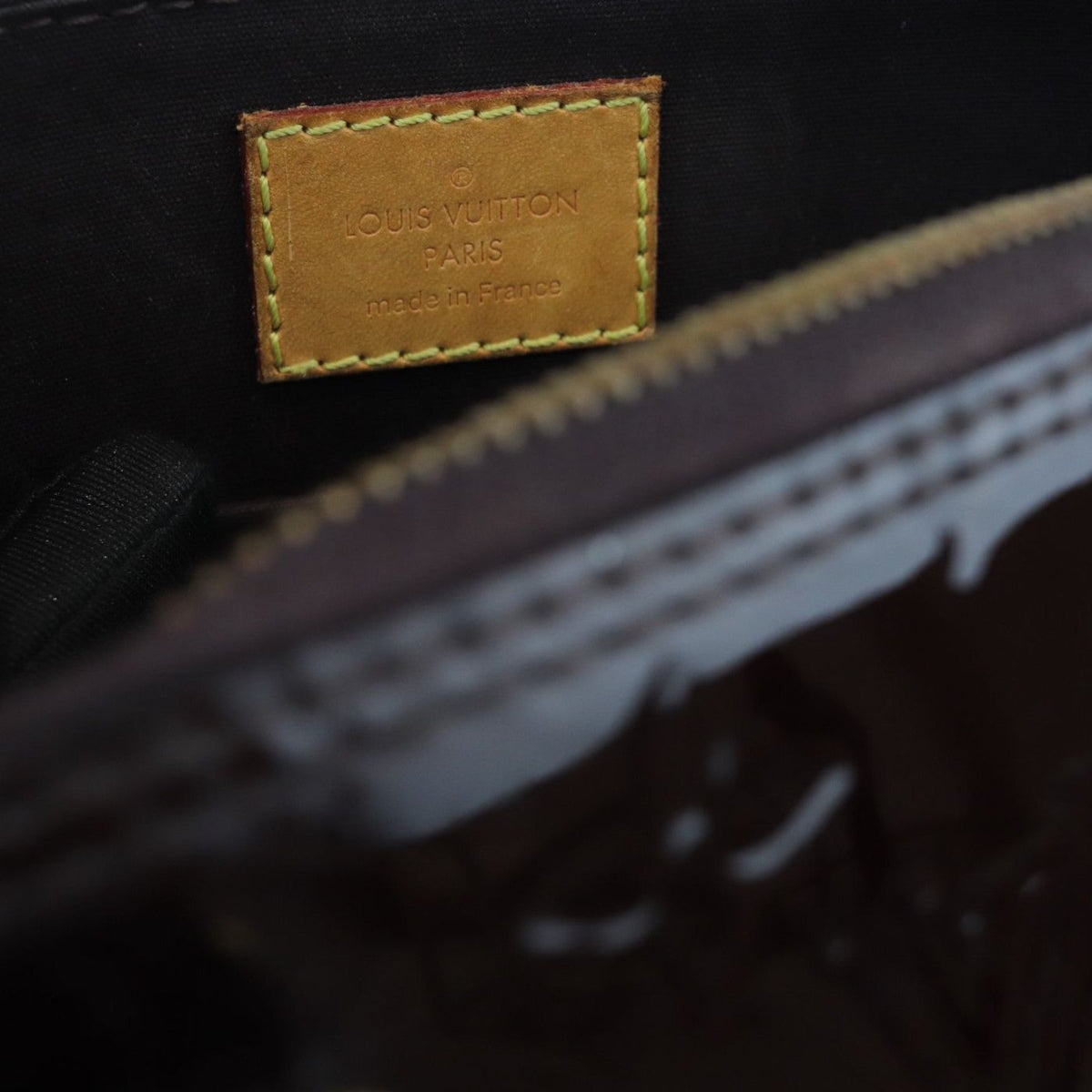 Louis-Vuitton Alma BB Vernis Patent Amarante GHW